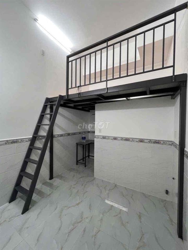 Trống Phòng sv , hẻm 1225 Huỳnh tấn Phát