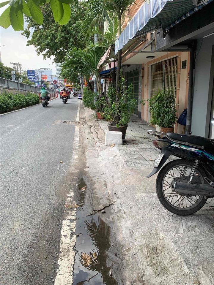 Trống MBKD mặt tiền đường Ngô Tất Tố