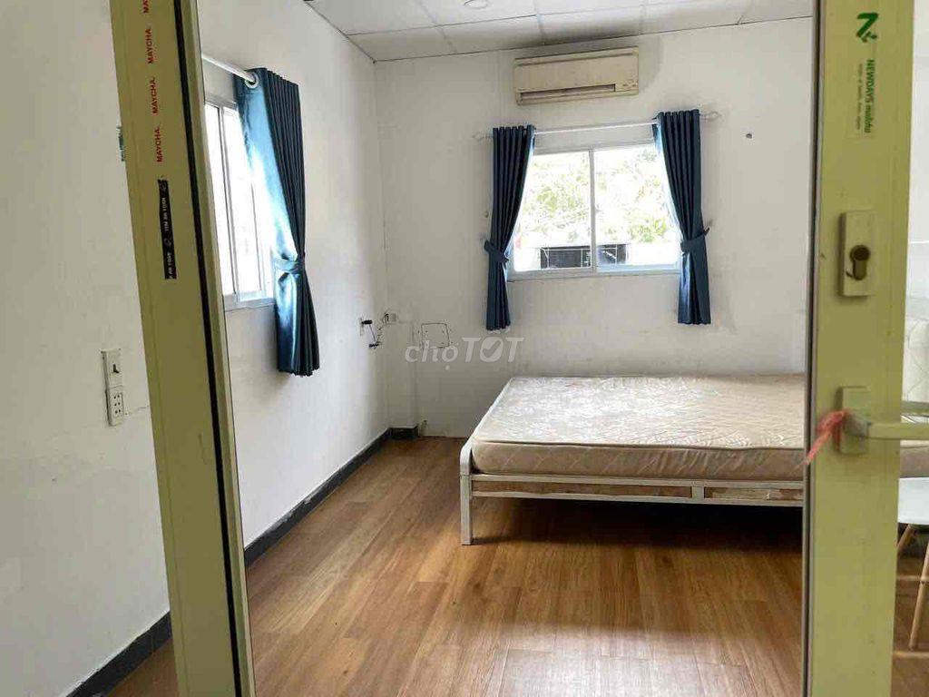 Trống Phòng hẻm 57 Bùi viện full nội thất, Q1