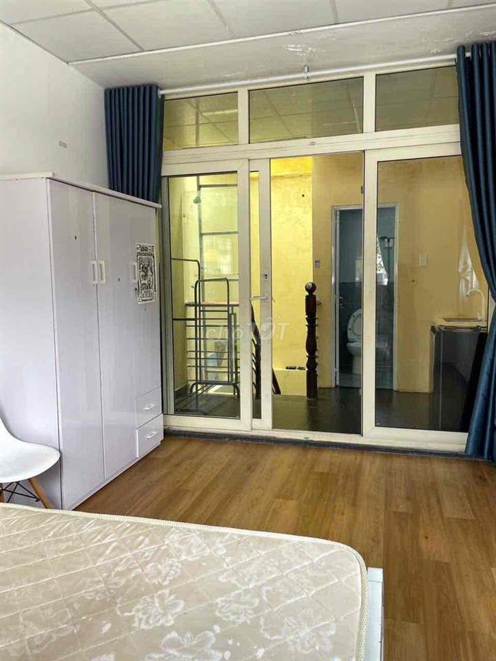 Trống Phòng hẻm 57 Bùi viện full nội thất, Q1