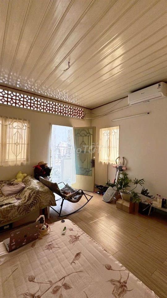 Nhà hẻm 861 Trần Xuân soạn , Q7