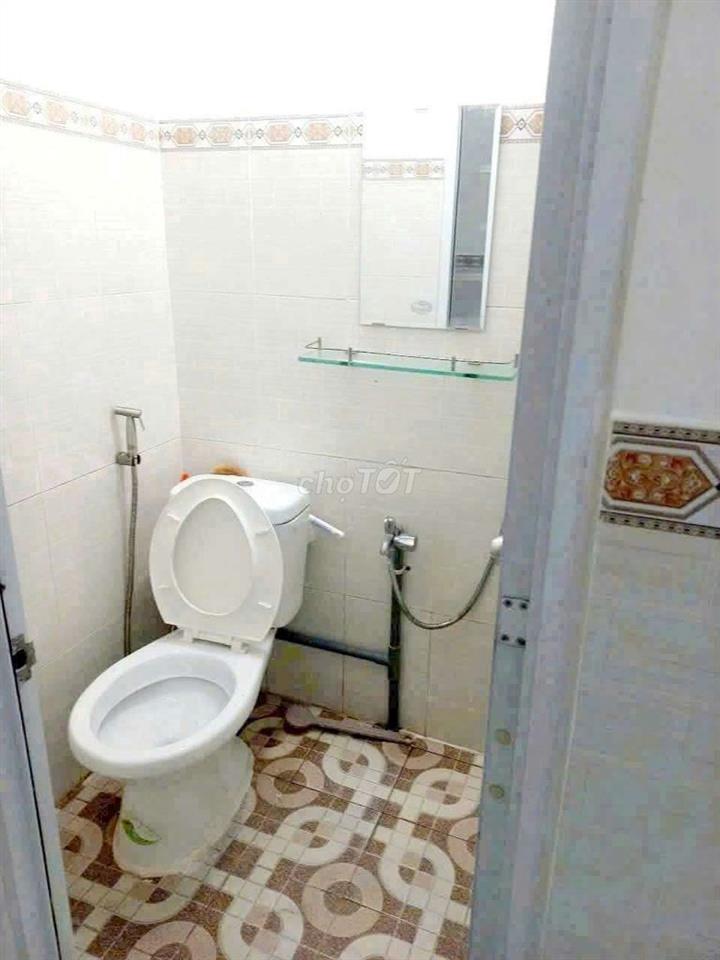 Nhà hẻm 672 Huỳnh Tấn Phát ( gần KCX )