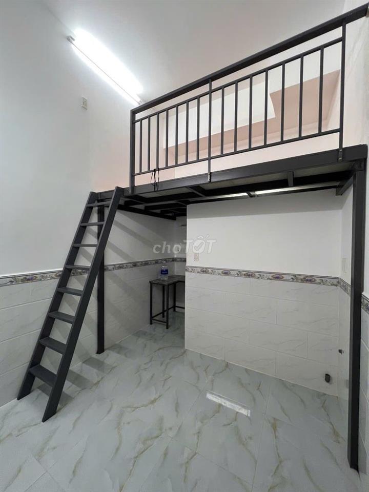 Trống Phòng hẻm ôtô 1225 Huỳnh Tấn Phát