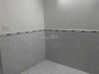phòng mới 154/41/11 âu dương Lân p3q8