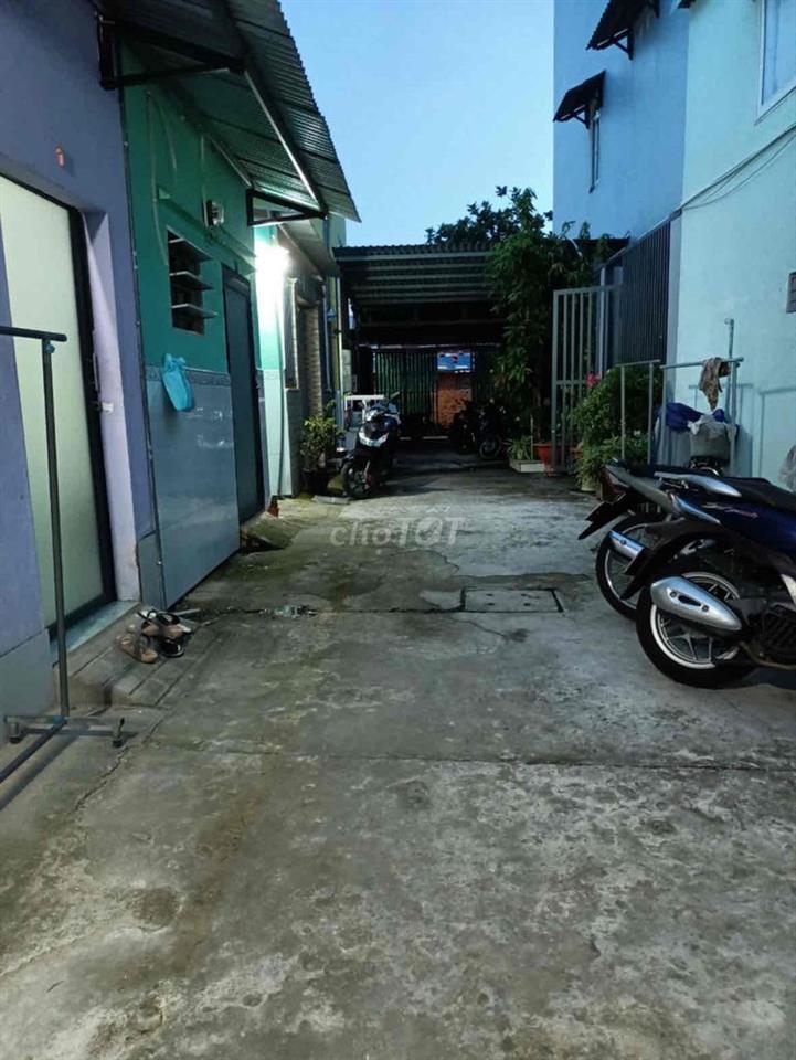 PHÒNG MỚI GẦN EAON TÂN PHÚ ĐH CÔNG THƯƠNG KCN TÂN BÌNH
