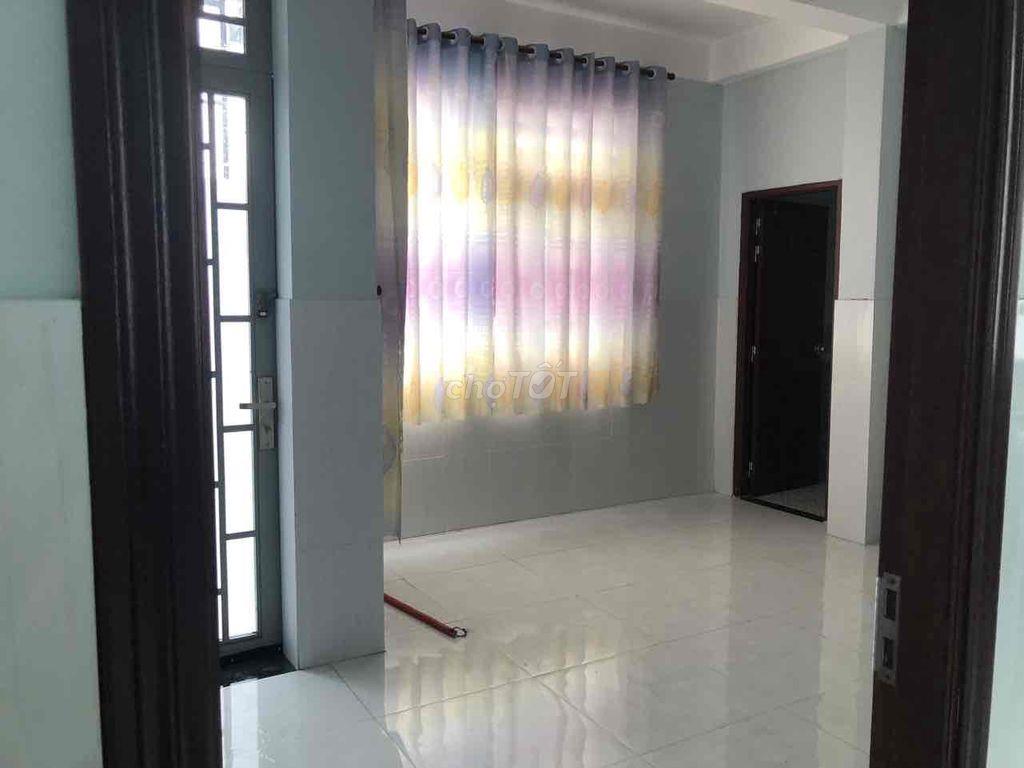 PHÒNG MỚI GẦN EAON TÂN PHÚ ĐH CÔNG THƯƠNG KCN TÂN BÌNH
