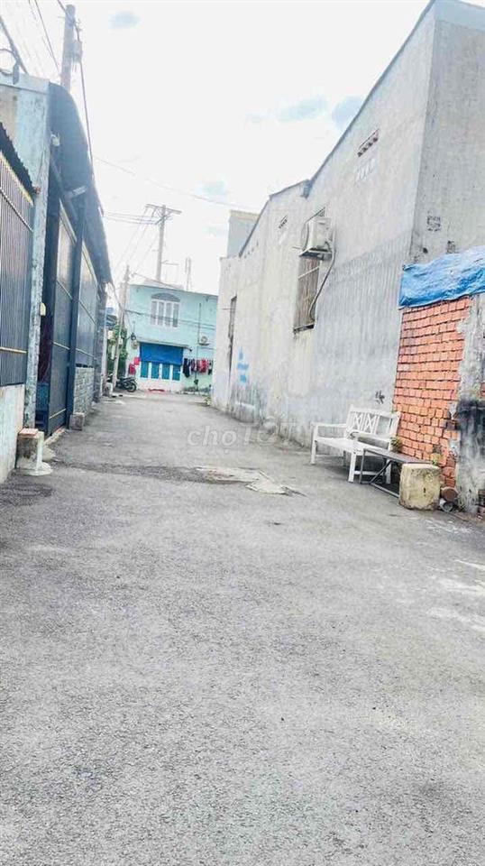 4,2 Tỷ- 105M ĐẤT LINH XUÂN SÁT BÊN TRUNG TÂM HÀNH CHÍNH DĨ AN