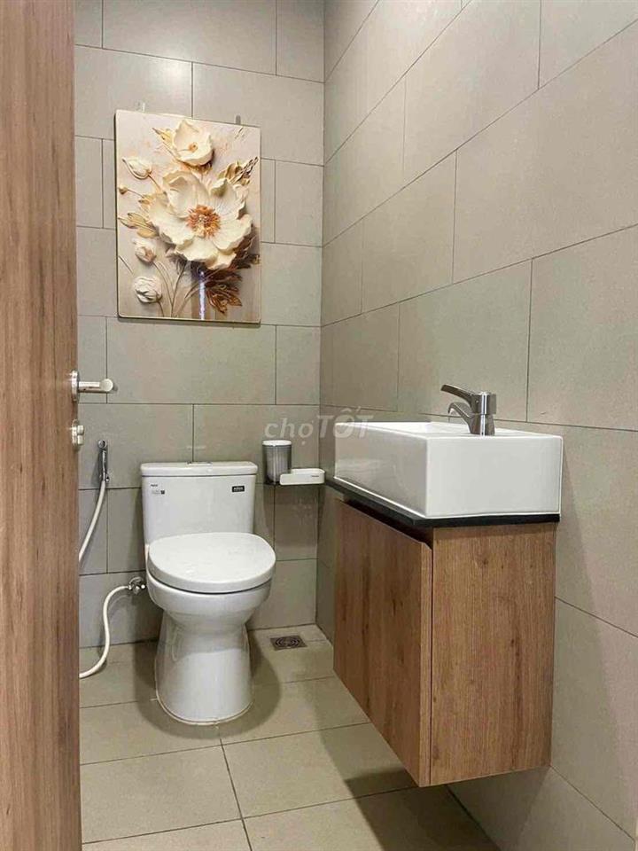 CẦN CHO THUÊ CĂN GÓC THOÁNG MÁT CHUNG CƯ THE GLORY