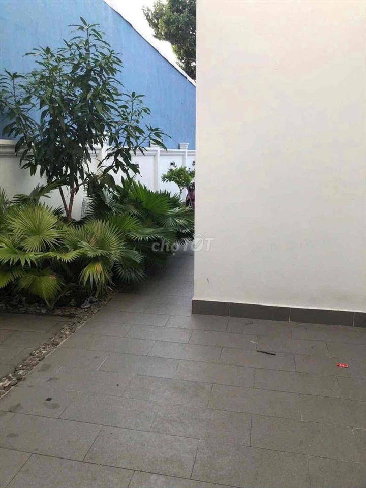 CẦN CHO THUÊ BIỆT THỰ PHƯỜNG HOÀ PHÚ NỘI THẤT ĐẦY ĐỦ
