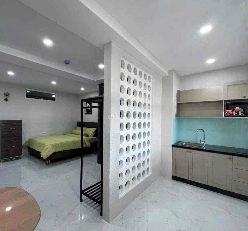 CẦN CHO THUÊ NHÀ UNITOUW 8PN NỘI THẤT ĐẦY ĐỦ