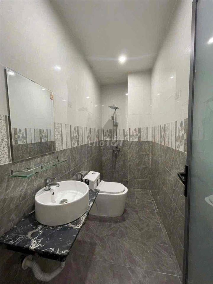 CHO THUÊ NHÀ PHỐ HẺM PHẠM NGỌC THẠCH NỘI THẤT CƠ BẢN