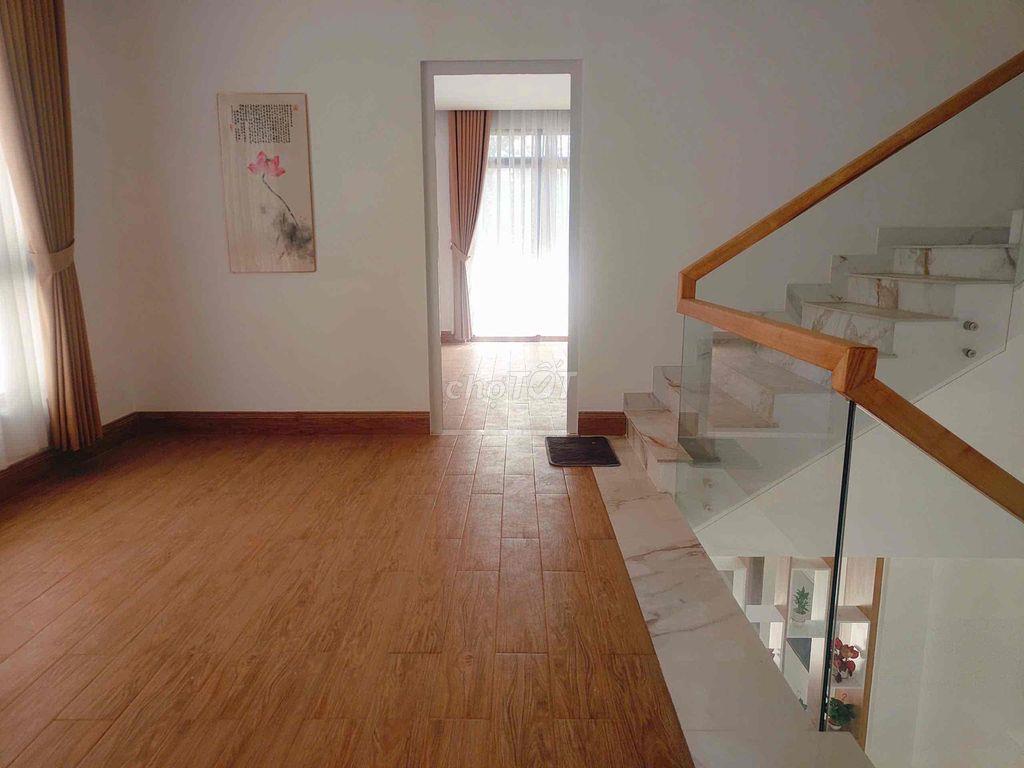 CHO THUÊ NHÀ MẶT TIỀN LÝ THÁI TỔ TRUNG TÂM THÀNH PHỐ MỚI