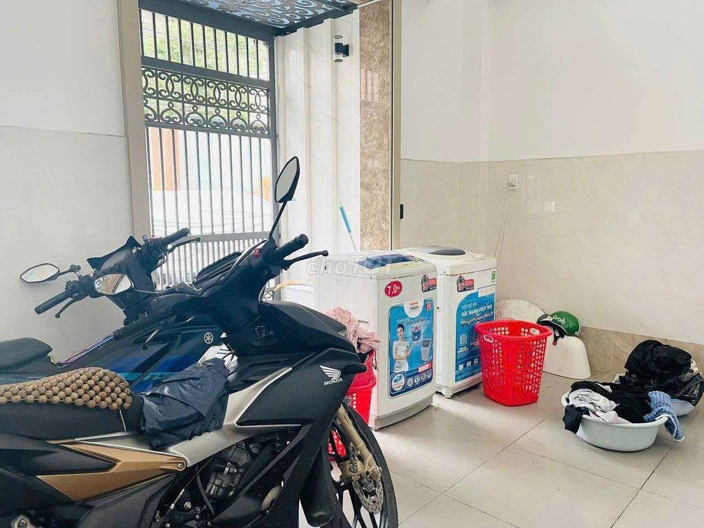 SANG CHDV 32P NGUYỄN ẢNH THỦ GẦN PHẦN MỀM QUANG TRUNG 