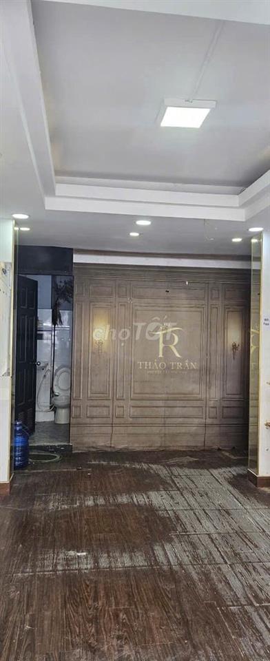 Cho thuê mặt bằng: Mặt tiền: 142E Huỳnh Văn Bánh, P.11, Q. Phú Nhuận