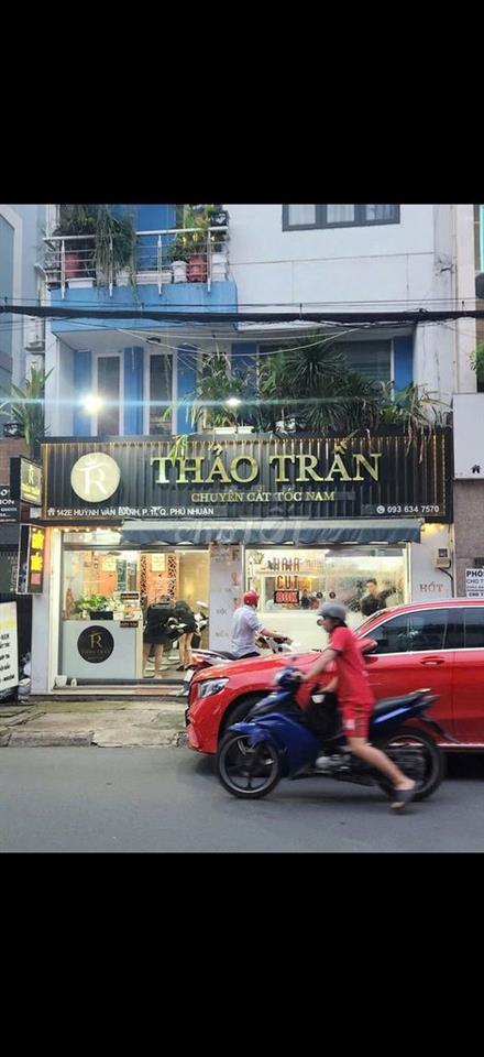 Cho thuê mặt bằng: Mặt tiền: 142E Huỳnh Văn Bánh, P.11, Q. Phú Nhuận