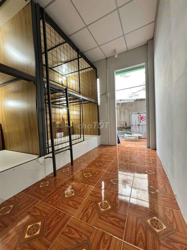 phòng 35 m2 gồm 1 trệt 1 lầu Đặng Thùy Trâm