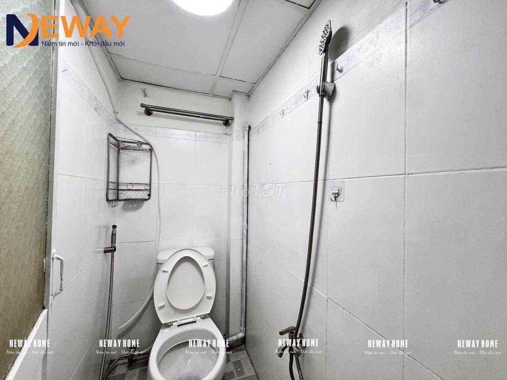 DUPLEX gác cao mới sạch sẽ nằm ngay trệt sát AEON MALL Tân Phú