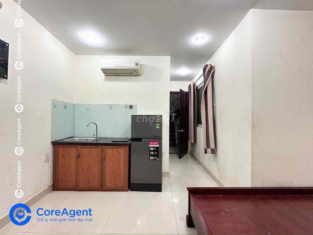 CĂN HỘ SÁT QUẬN 10 FULL NỘI THẤT CÓ CỬA SỔ THOÁNG ĐOÃNG