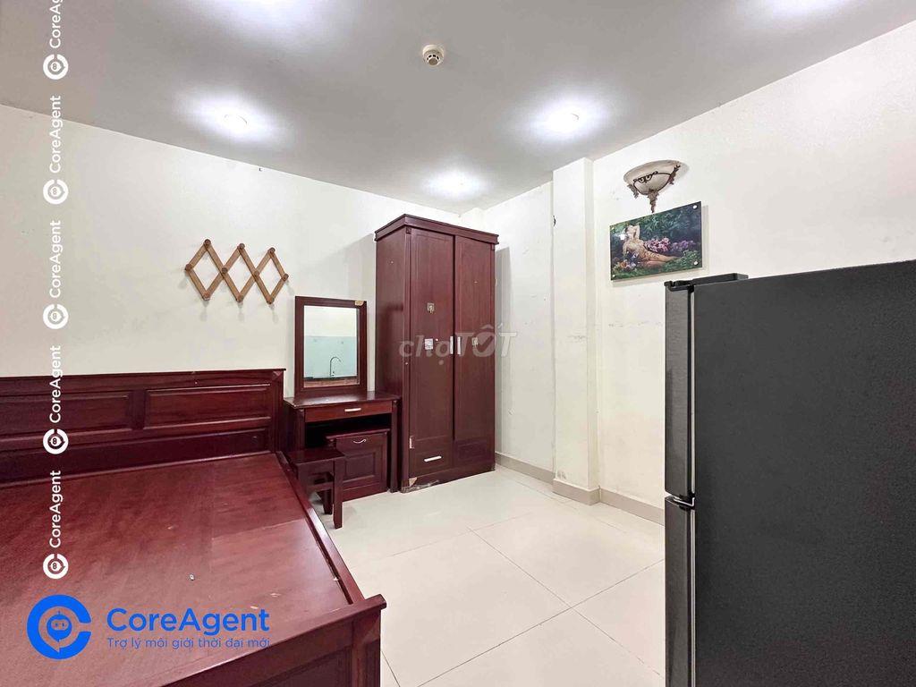 CĂN HỘ SÁT QUẬN 10 FULL NỘI THẤT CÓ CỬA SỔ THOÁNG ĐOÃNG