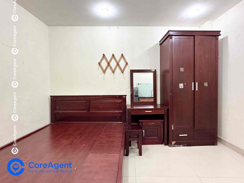 CĂN HỘ SÁT QUẬN 10 FULL NỘI THẤT CÓ CỬA SỔ THOÁNG ĐOÃNG