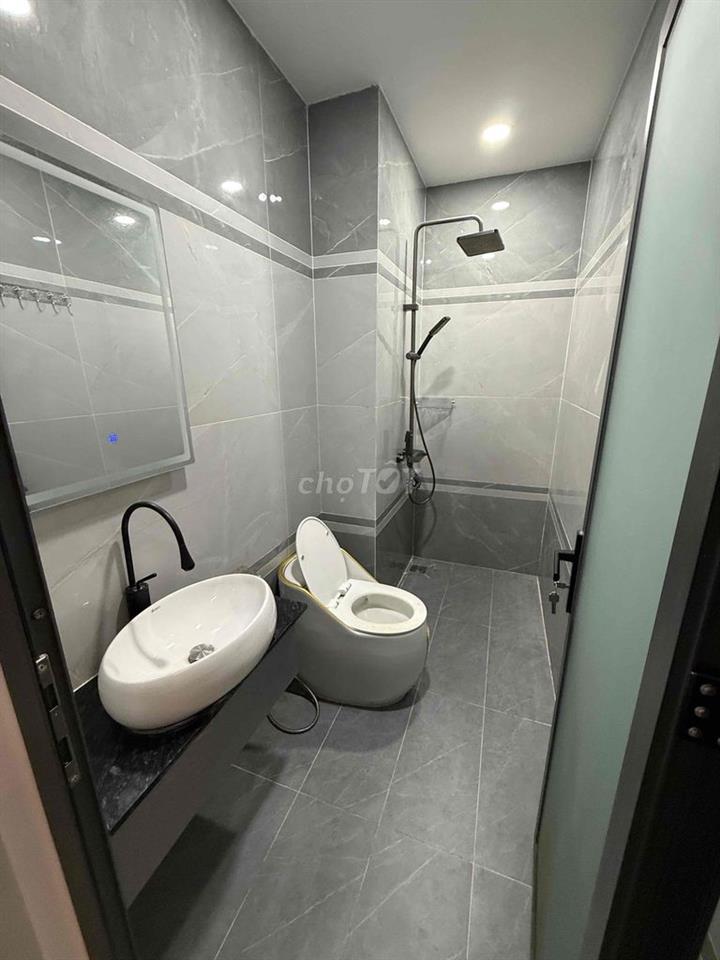 CHDV DƯƠNG QUẢNG HÀM, GÒ VẤP, GẦN ĐH VĂN LANG