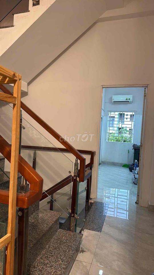 nhà mặt tiền cho thuê phòng có máy lạnh
