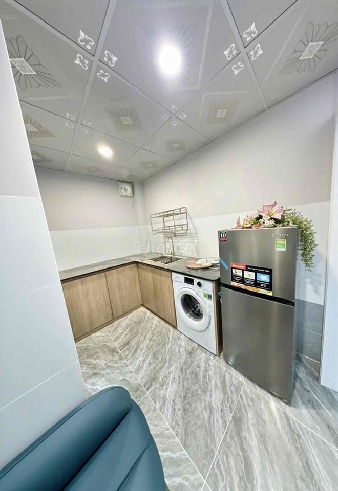 CHO THUÊ PHÒNG GÁC CAO 2M NGAY ĐẦM SEN - 3.600.000