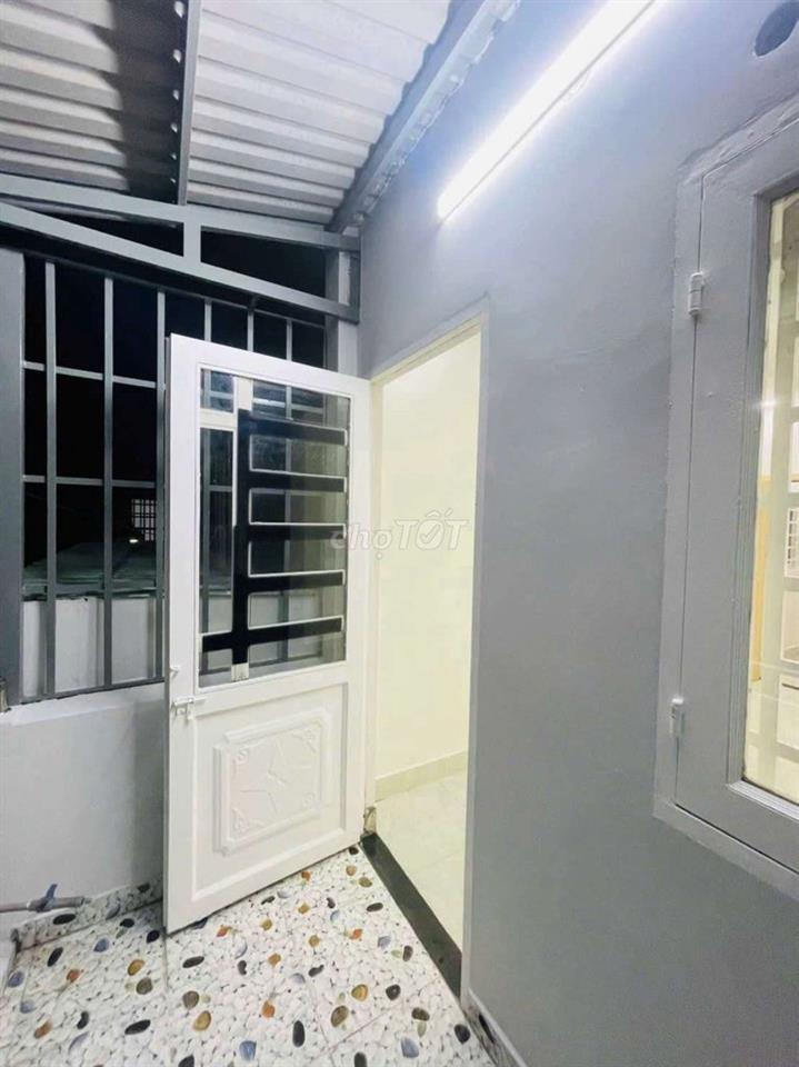 Bán nhà 2 tầng 37m2 Đường số 4 Hiệp Bình Phước SHR
