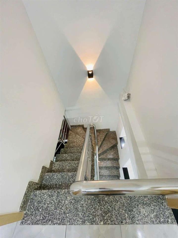 Bán nhà 2 tầng 37m2 Đường số 4 Hiệp Bình Phước SHR
