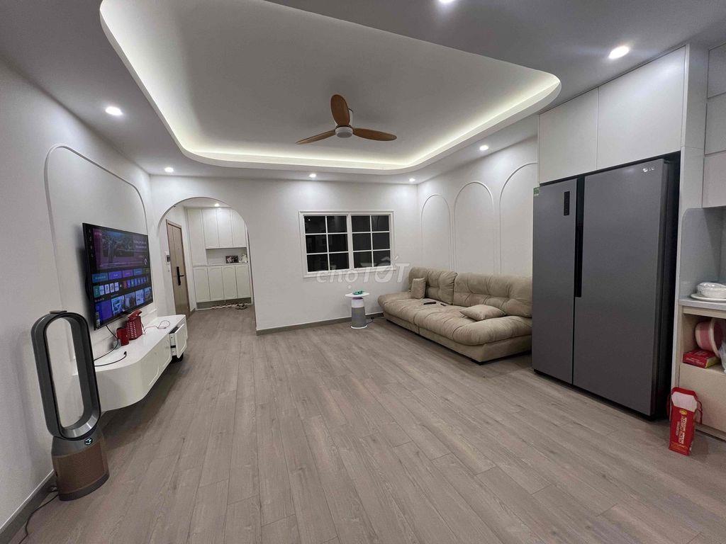 Chính chủ bán căn hộ chung cư 74.4m Thăng Long Garden 250 Minh Khai