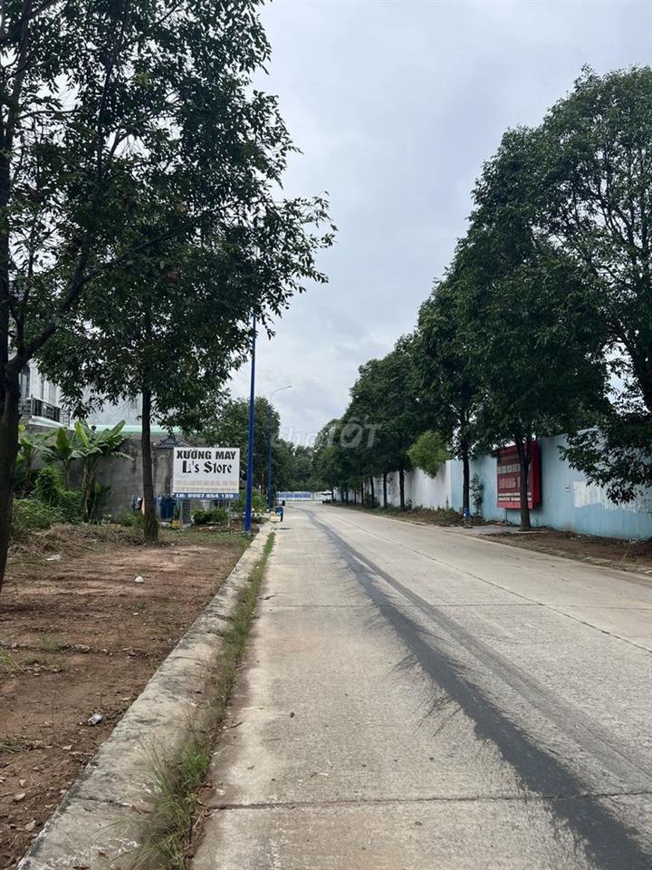 Bán đất đường DL12 vị trí đẹp đối diện dự án siêu thị GS Square