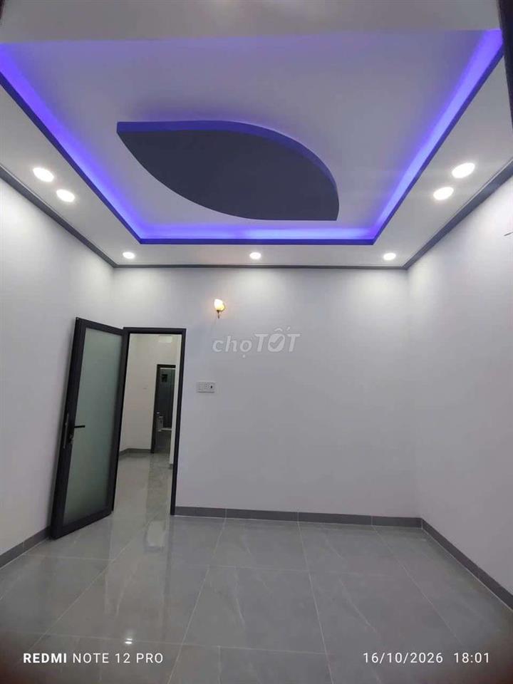 Cần bán gấp nhà ở ngã ba mỹ hanhj 450tr