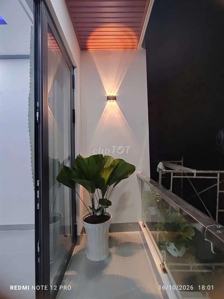 Cần bán gấp nhà ở ngã ba mỹ hanhj 450tr