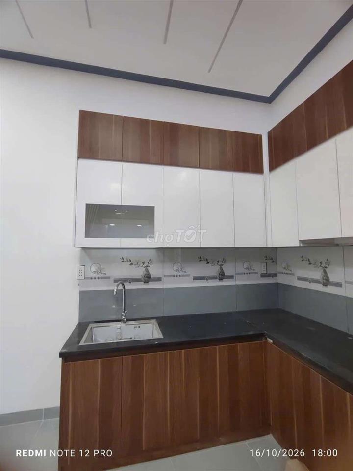 Cần bán gấp nhà ở ngã ba mỹ hanhj 450tr