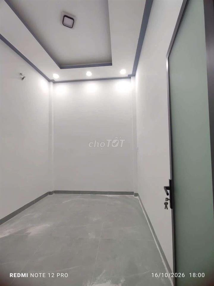Cần bán gấp nhà ở ngã ba mỹ hanhj 450tr
