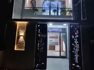Cần bán gấp nhà ở ngã ba mỹ hanhj 450tr