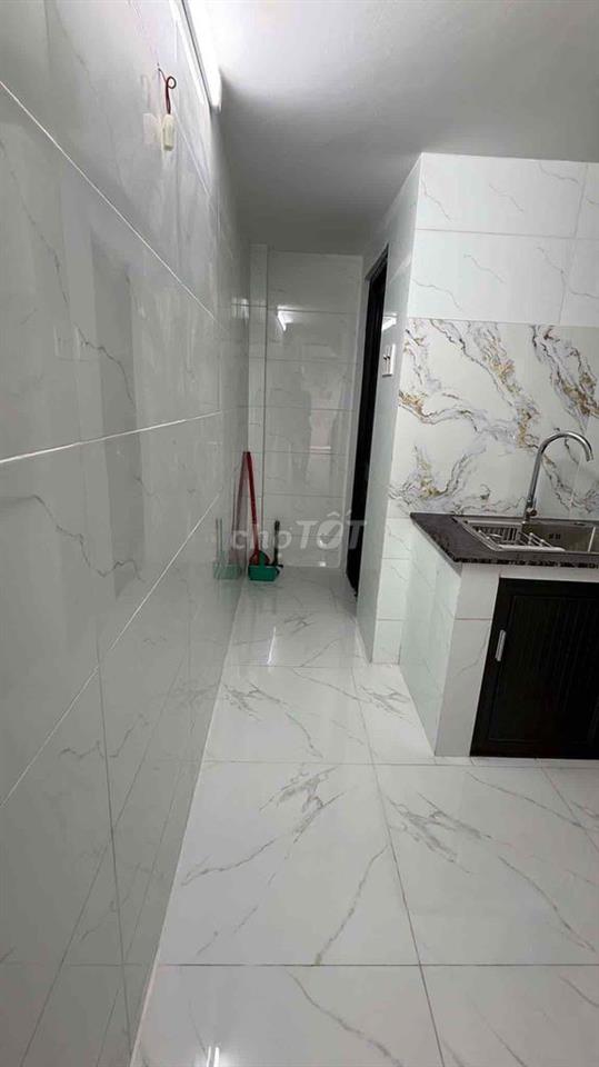Cần bán nhà mới xây Q8 giáp ranh Q6