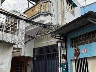 Cần bán nhà mới xây Q8 giáp ranh Q6