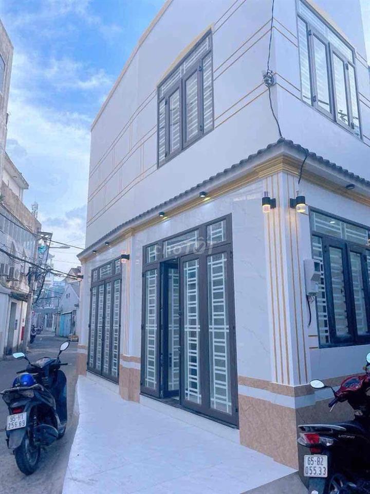 CHO THUÊ NHÀ MẶT TIỀN ĐƯỜNG HỒ XUÂN HƯƠNG