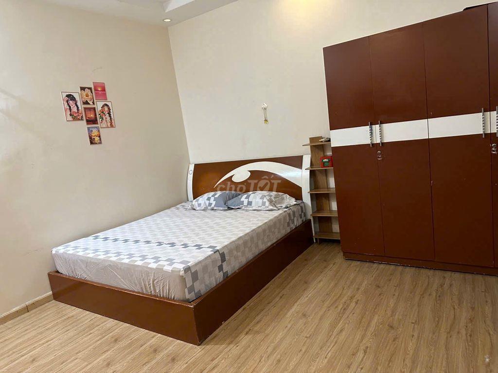 Cho thuê phòng tầng 1 view Kênh Nhiêu Lộc – Vũ Huy Tấn, Bình Thạnh