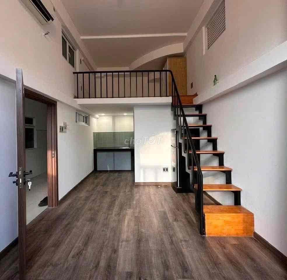 DUPLEX CỬA SỔ THOÁNG NGAY TRUNG TÂM QUẬN 10