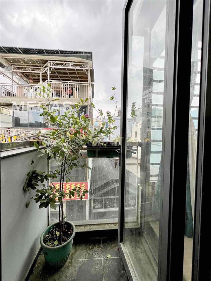 CĂN HỘ TÁCH BẾP MỚI XÂY 100%