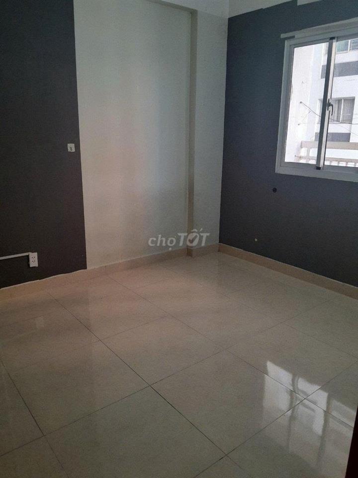 Chung cư Phú Thọ- Nguyễn Thị Nhỏ: căn 60m2, 2p ngủ, giá 9,5tr/tháng