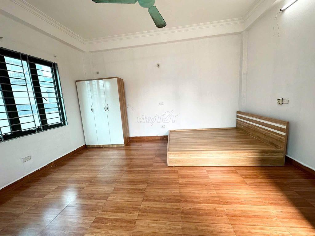 Phòng Full Đồ ở Luôn tại ngõ 113 yên hòa và ngõ 204/5 trần duy hưng ,