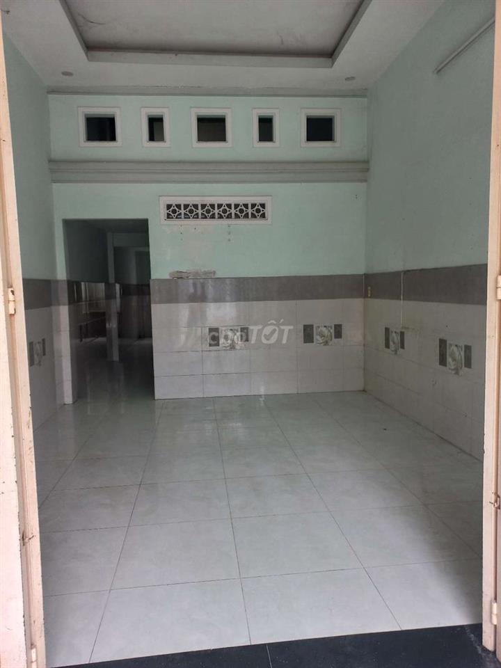 Nhà hẻm xe hơi cách đường chính 30 mét đẹp