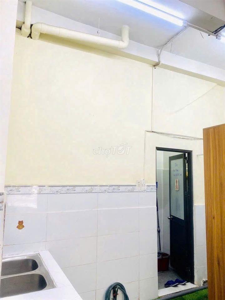 CHO THUÊ MẶT BẰNG KINH DOANH SIÊU VỊ TRÍ KHU SÂN BAY-THĂNG LONG, TB