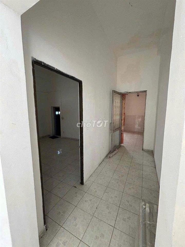 Nhà Phạm Văn Chiêu, Gò Vấp. DT: 6x20 Trệt 1 Lầu 3PN 4WC. Giá: 12triệu