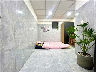 1 PHÒNG STUDIO Ở DƯƠNG QUẢNG HÀM GIÁ CHỈ 3TR4 - NHANH CÁC BẠN ƠI