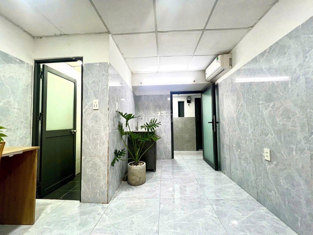 1 PHÒNG STUDIO Ở DƯƠNG QUẢNG HÀM GIÁ CHỈ 3TR4 - NHANH CÁC BẠN ƠI