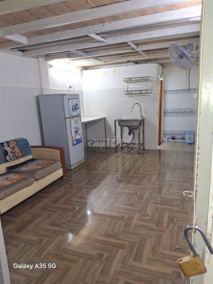 PHÒNG MỚI FULL NỘI THẤT, GẦN CÔNG VIÊN LÀNG HOA. GIÁ SIÊU RẺ